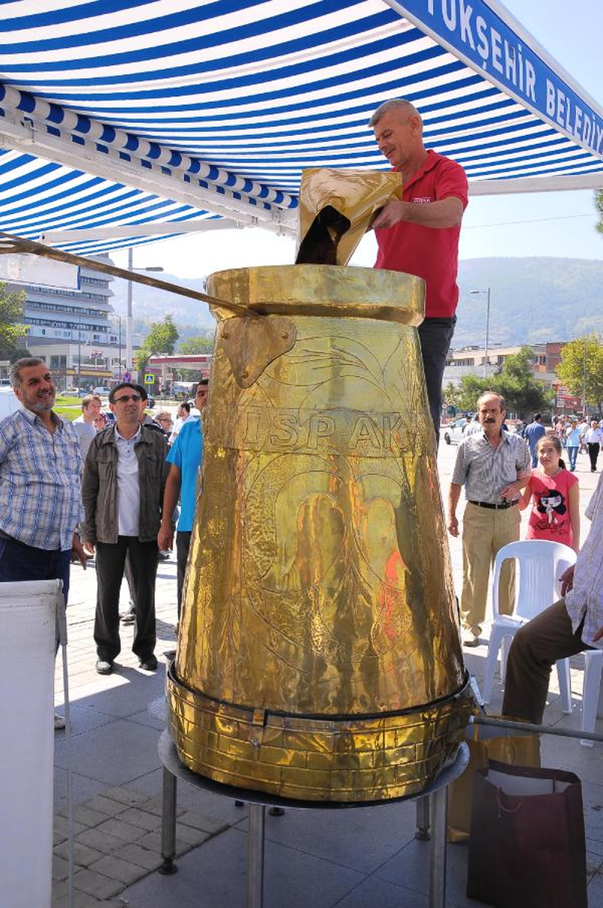 Dünyanın En Büyük Cezvesi Bursa\'da