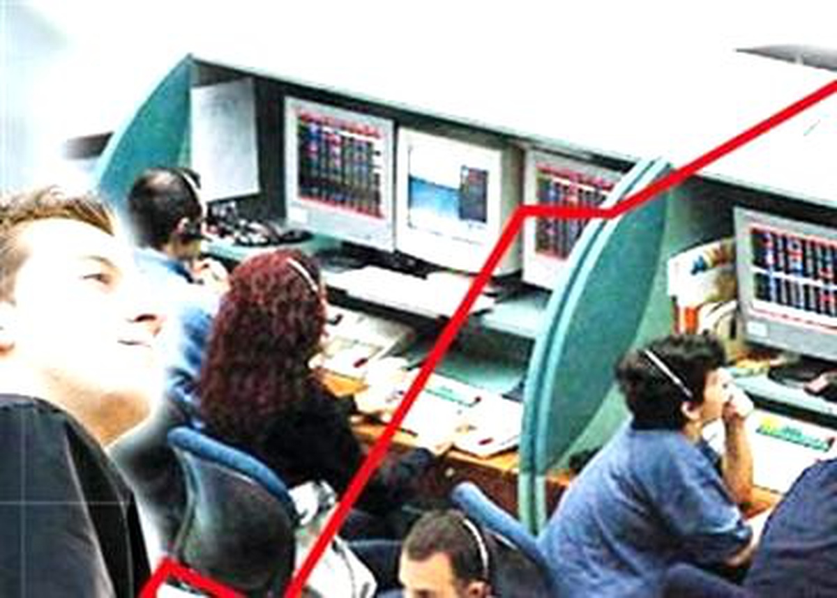 Düşük Faiz, Borçlu Şirketlere ve Bankalara Yarayacak