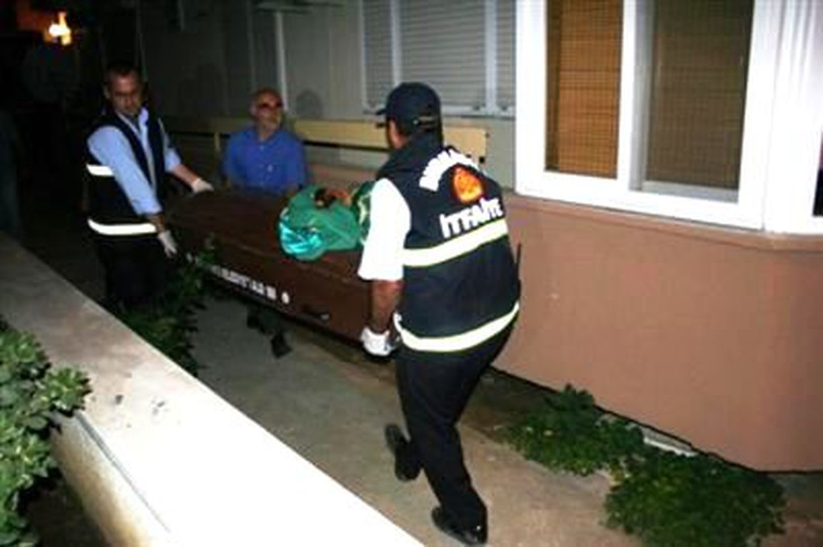 Miras Paylaşımında Yengesini Öldürdü