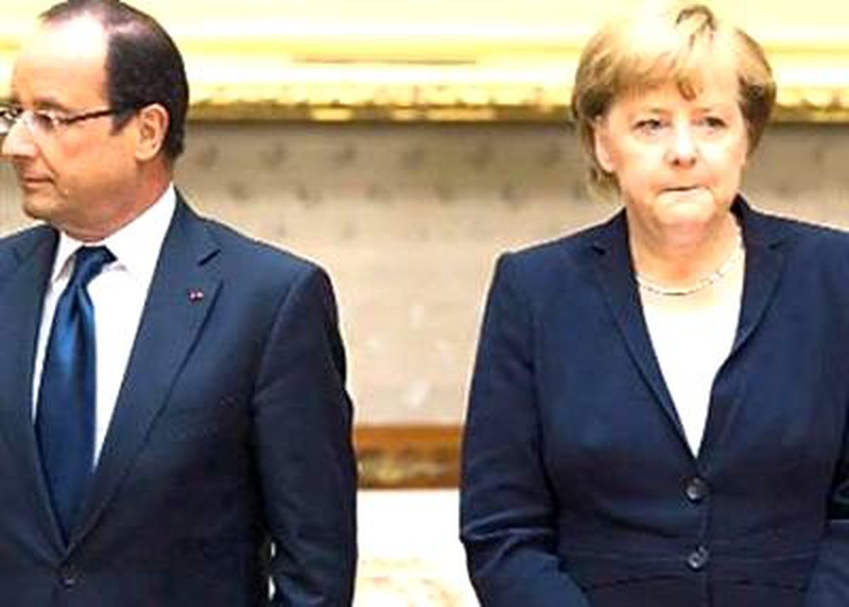Hollande ile Merkel Ayrı Telden Çalıyor