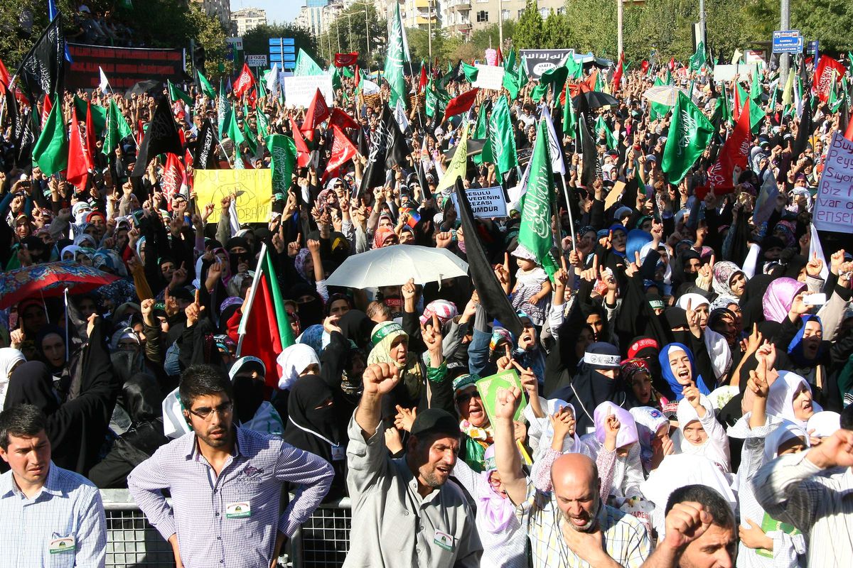 İslam\'a Hakaret Filmine Mitingli Tepki