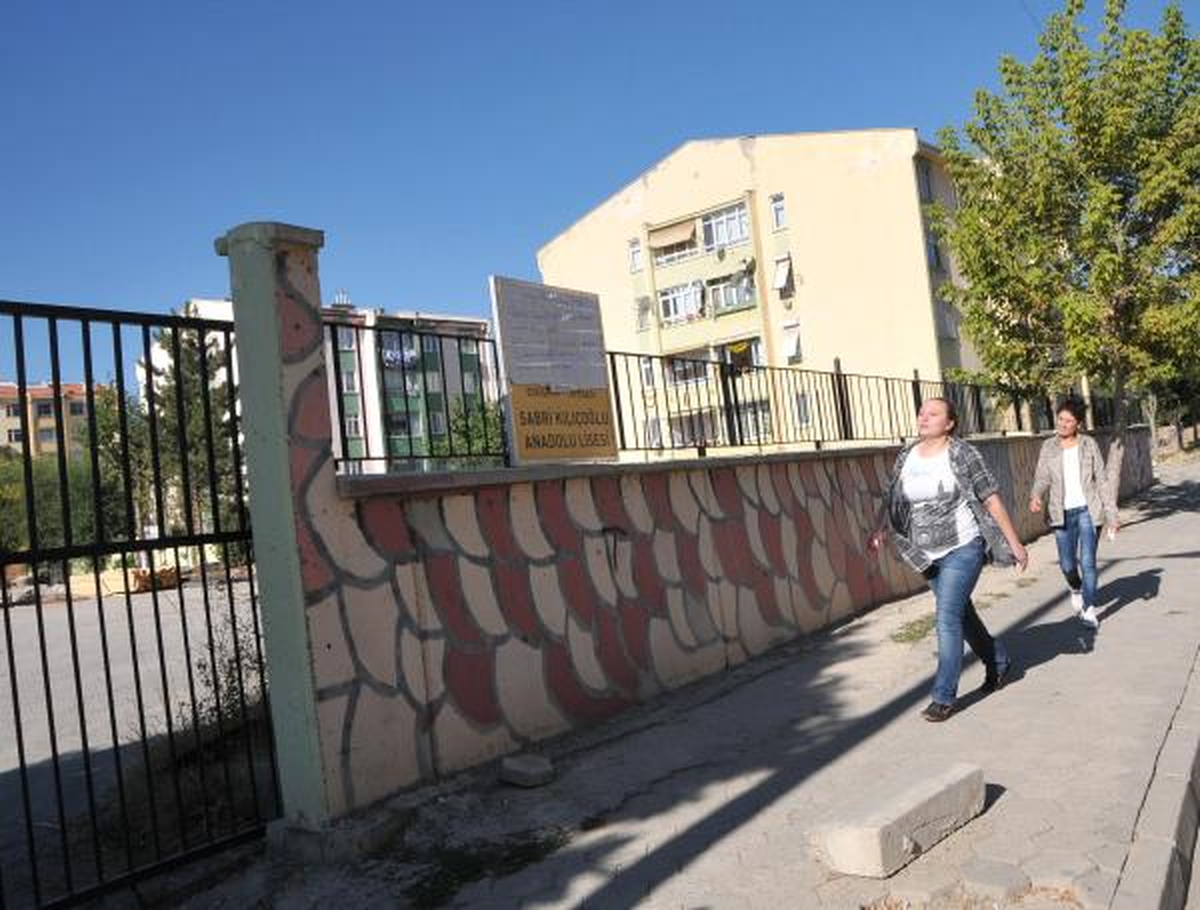 ÖSYM\'nin Sınav Yeri Hatasına Servisli Çözüm