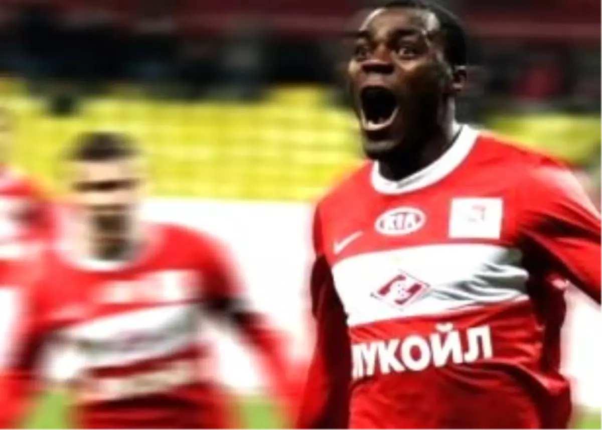 Emenike, Spartak Moskova\'ya Can Verdi!