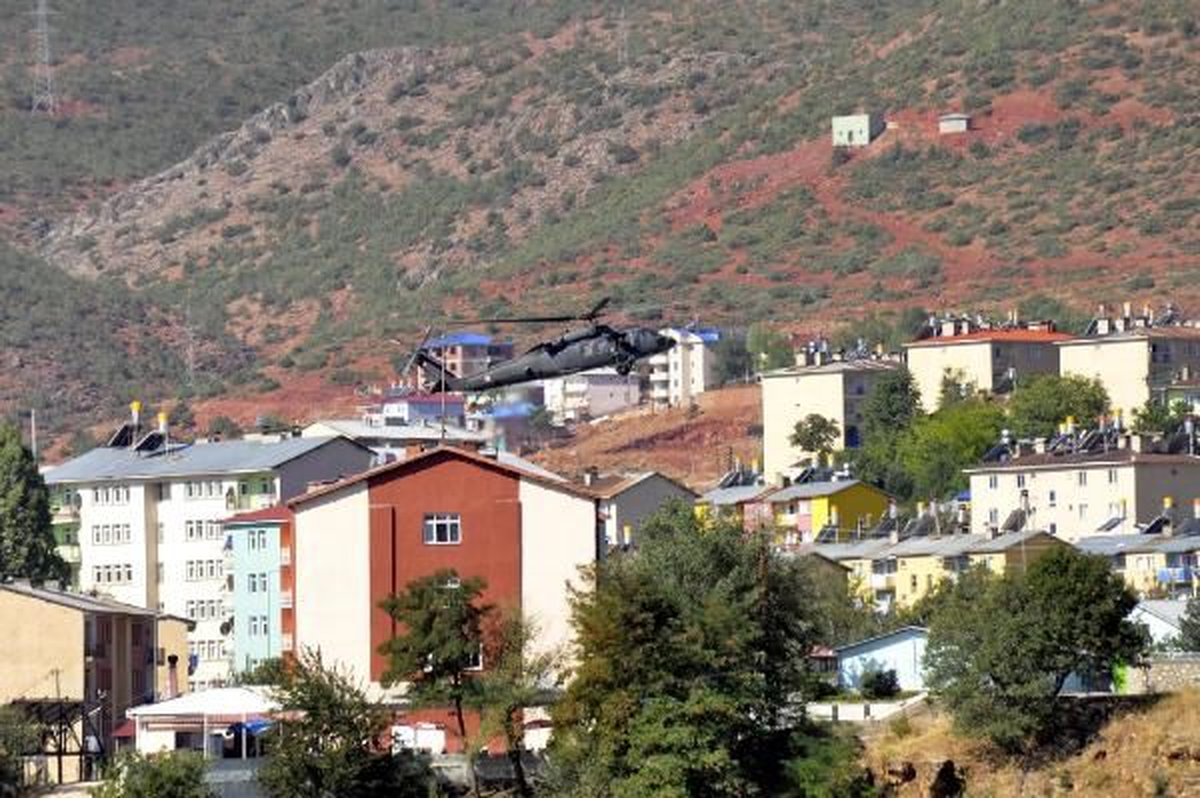 Tunceli\'de Eş Zamanlı Karakol Saldırısı