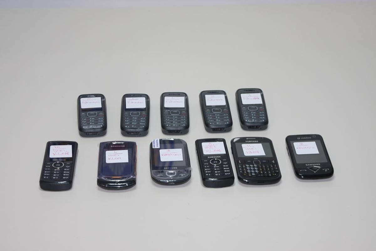 Aksaray\'da Kaçak Cep Telefonu Operasyonu