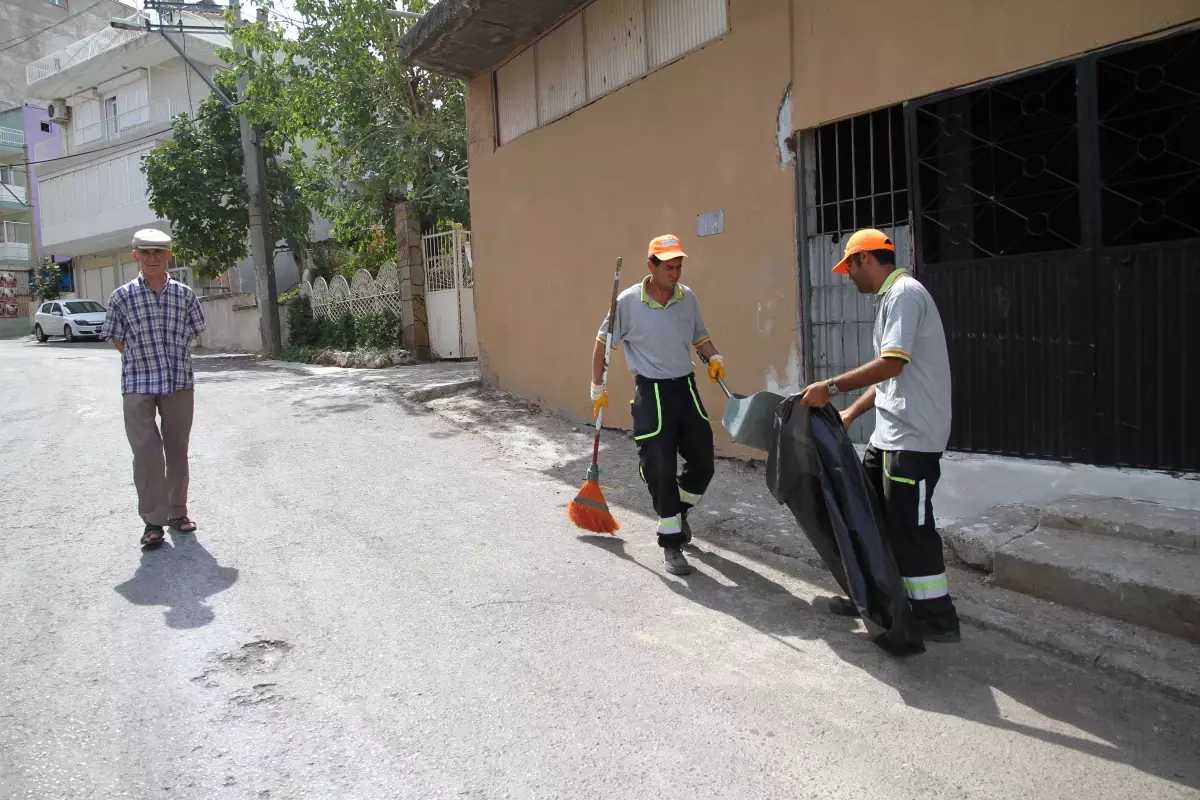 Karşıyaka\'da Temizliğe Toptan Çözüm