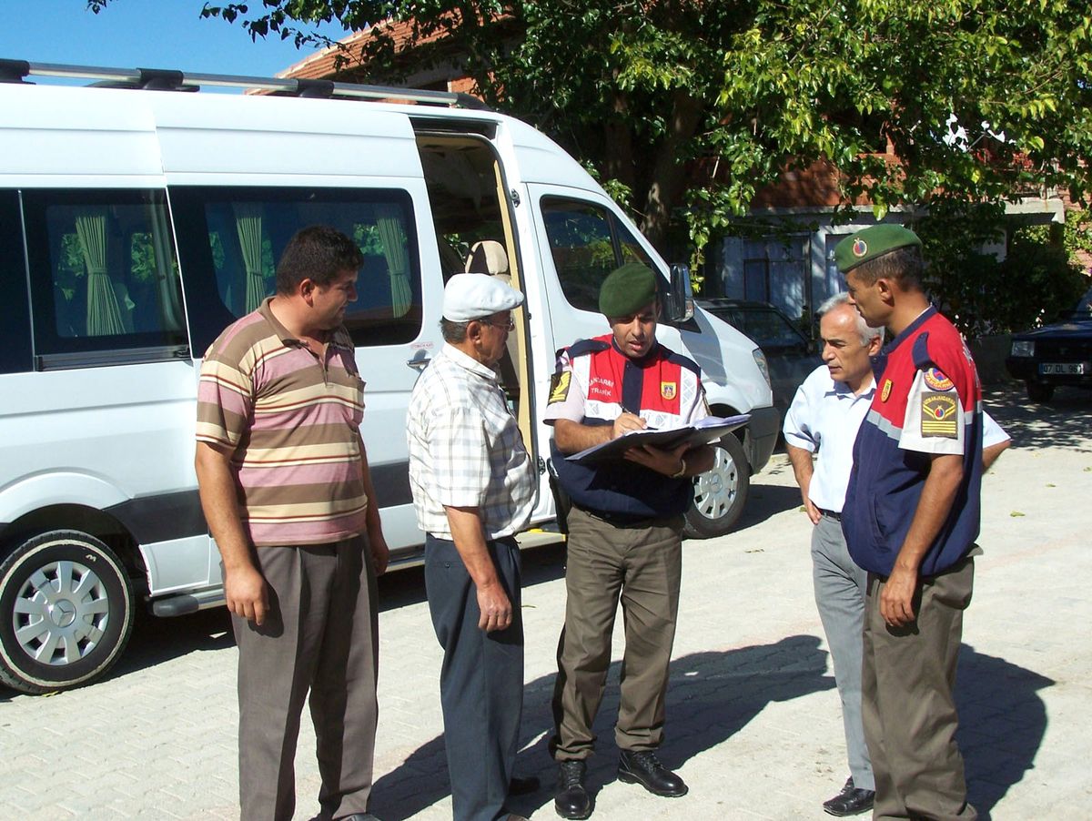 Okul Servisleri Jandarma Tarafından Denetlendi