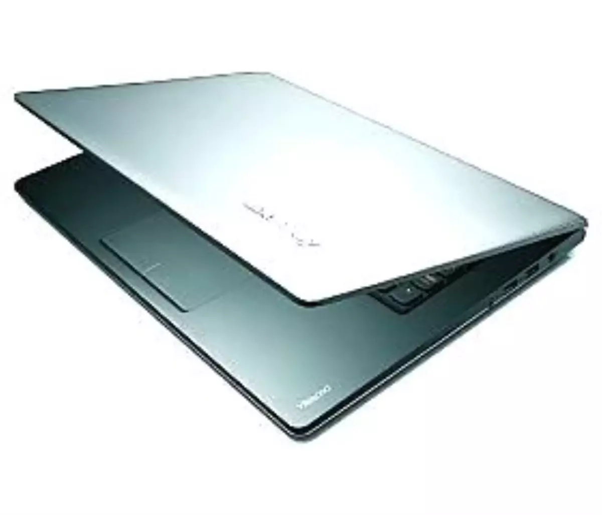 Uygun Fiyata Ultra Taşınabilir: Lenovo Ideapad S400