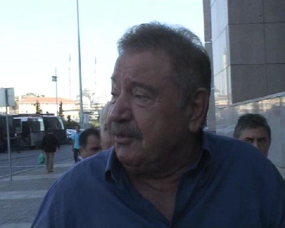 Yılmaz\'dan Şike Yorumu: Bence de Trabzon Şampiyon, Bize Her Yer Trabzon