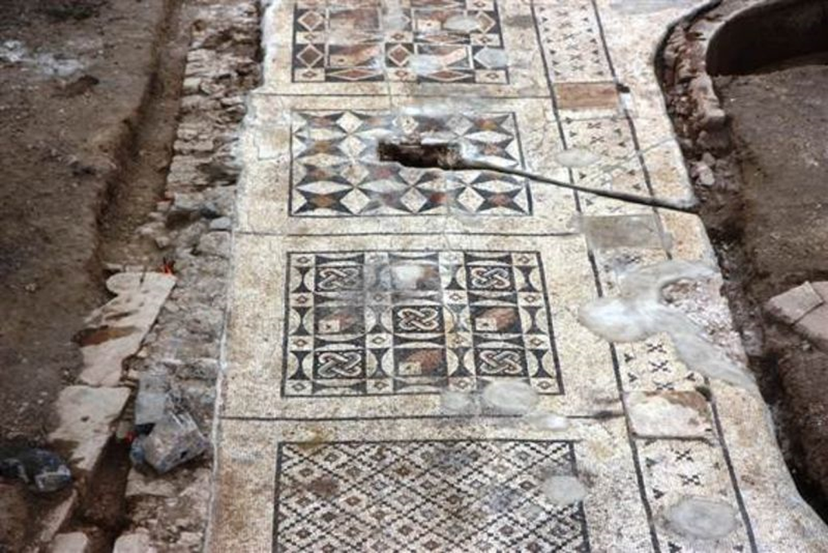 Antalya\'da Bulunan Dev Roma Mozaiği Nyt\'de