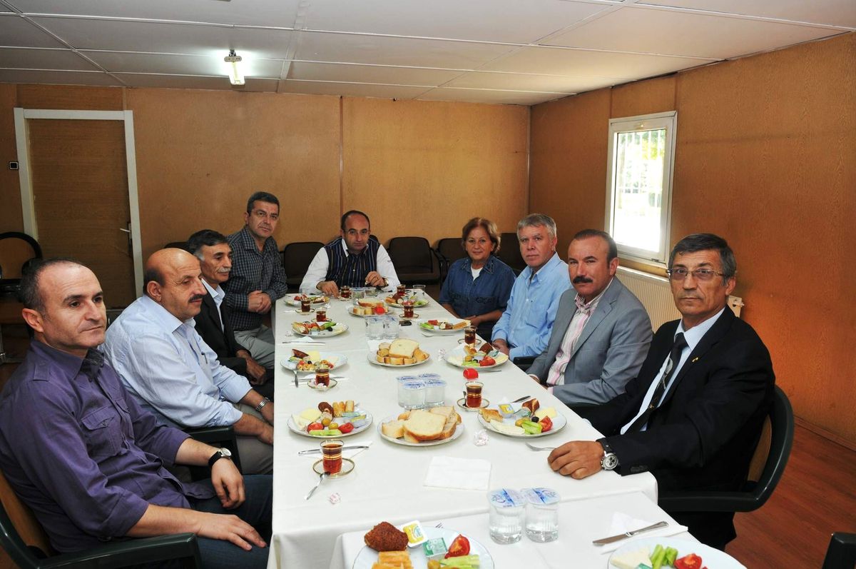 Başkan Doğan Yahya Kaptan Toplu Yapı Yönetimini Ziraret Etti