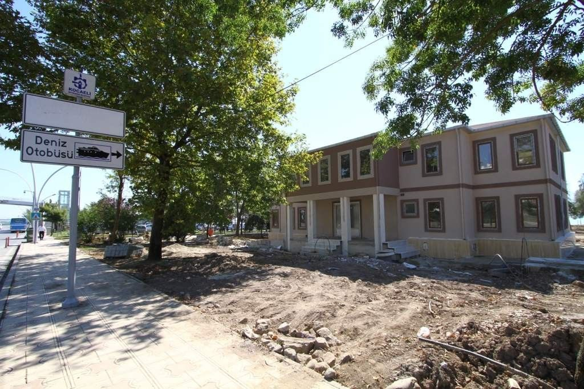 Deniz Ulaşım Müdürlüğü Binası, İzmit Sahili Marina Bölgesine Taşınıyor