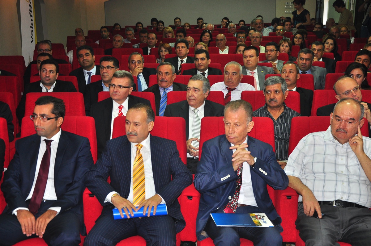 Ege-Koop Vakıfbank\'la Protokol İmzaladı