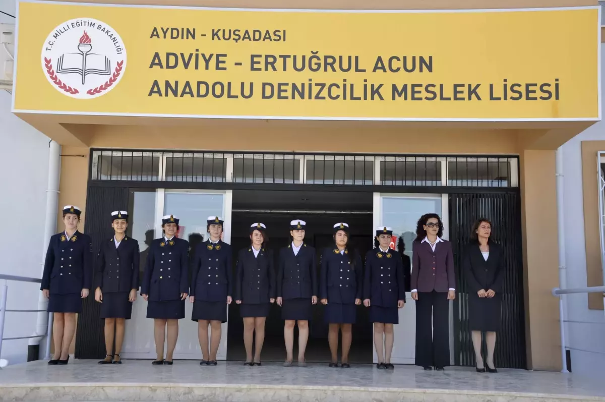 Kuşadası Anadolu Denizcilik Meslek Lisesi Yeni Binaya Kavuştu