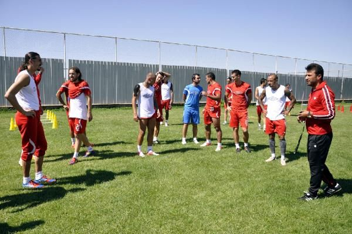 Sanica Boru Elazığspor 3 Puana Hasret