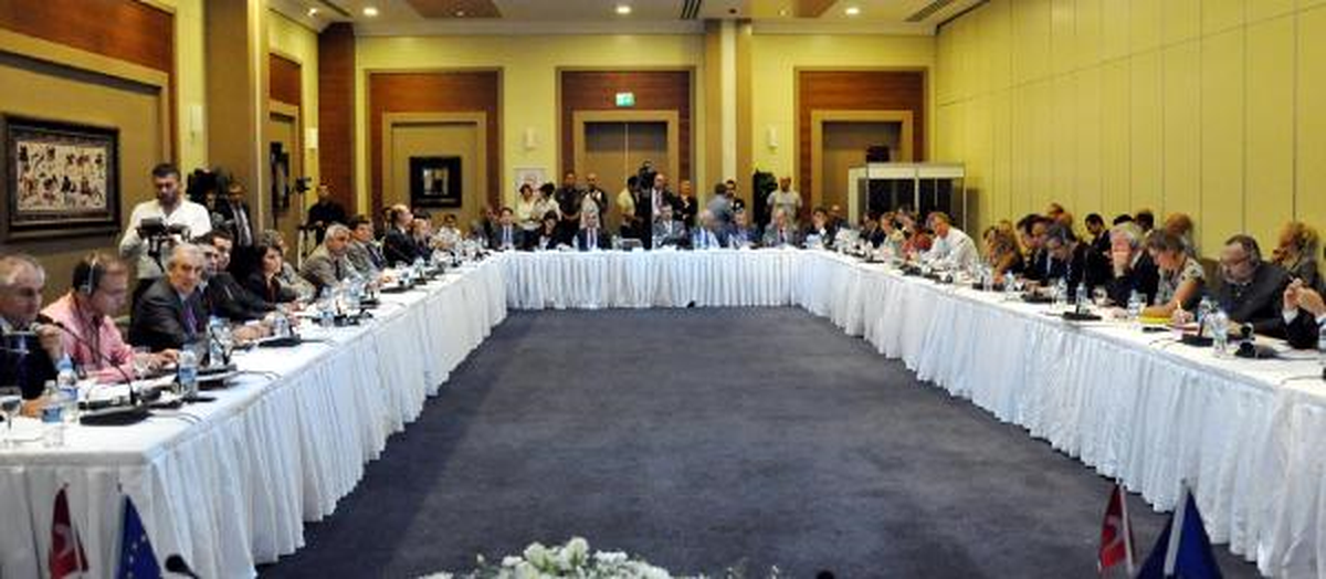 Tekelioğlu; AB ile Aramazın Soğuk Olması Siyasi Sebepten