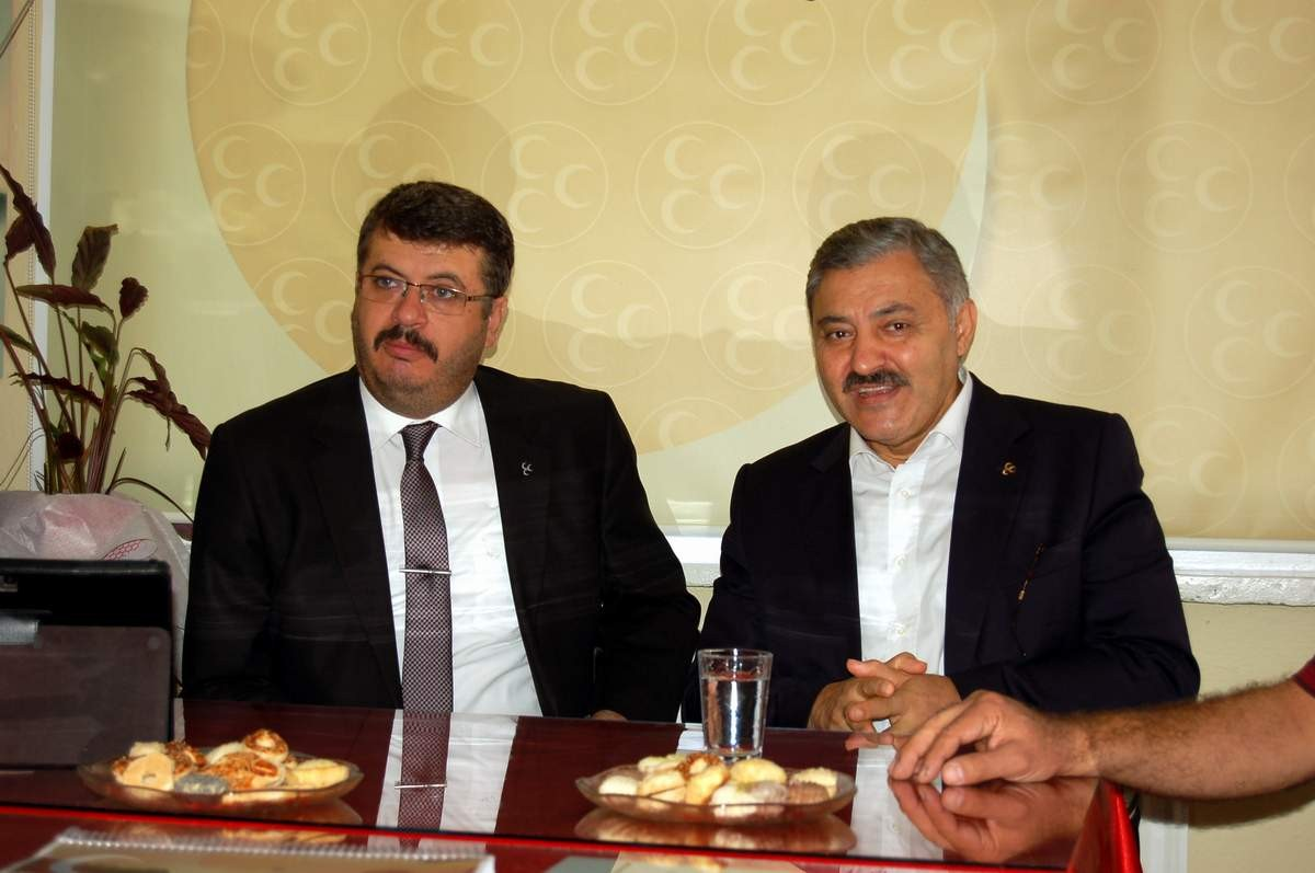 Ahmet Çakar Bandırma\'da Nabız Yokladı