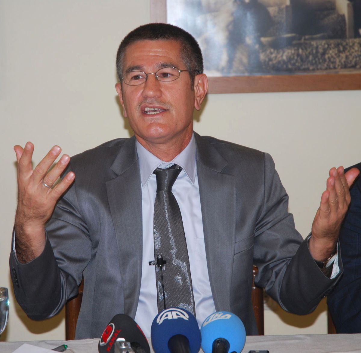 AK Parti Grup Başkan Vekili Canikli\'den Değerlendirmeler