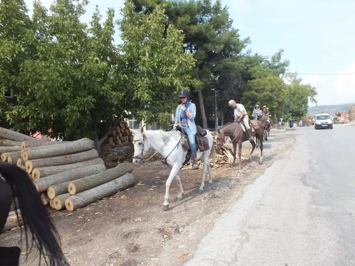 Atlı Çelebiler Kaza Yaptı