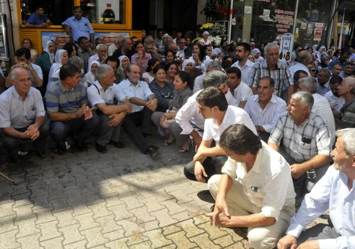 BDP\'li Kürkçü: Kck Operasyonlarını Protesto Ediyoruz