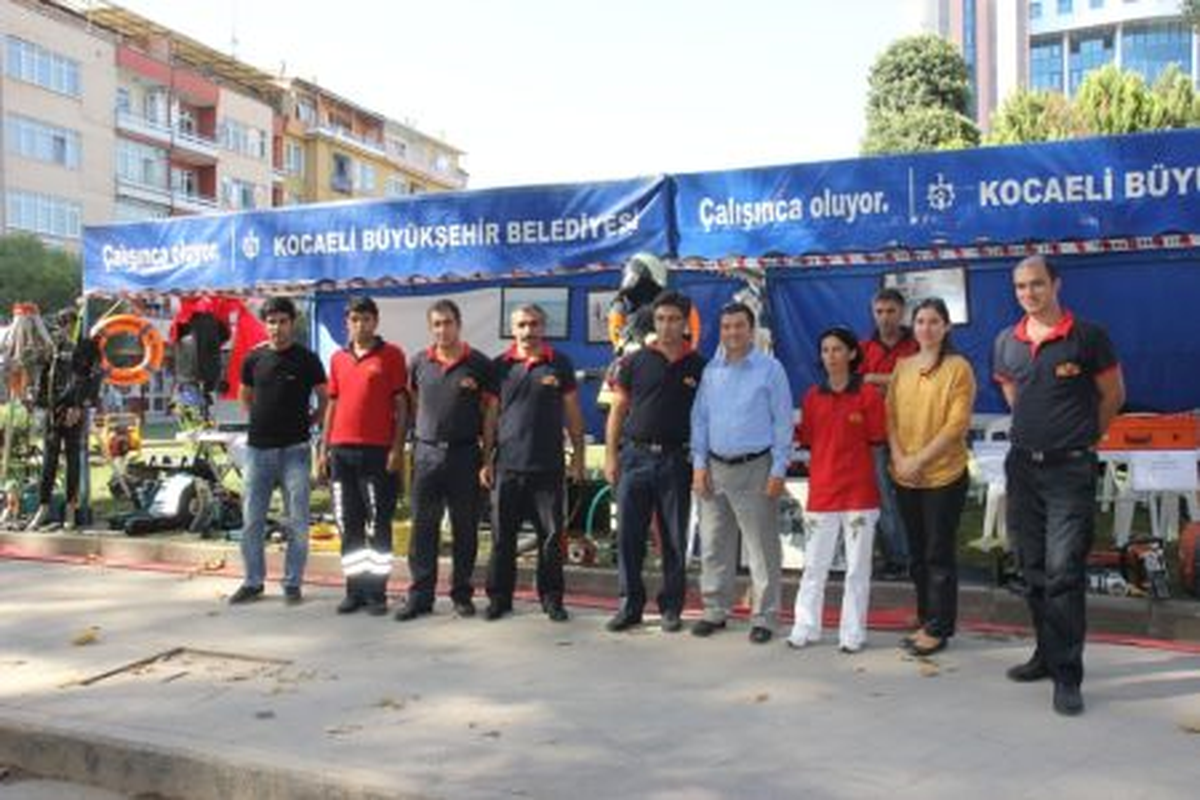 İtfaiyecilik Haftası\'nda İtfaiyeyi Tanıyorlar