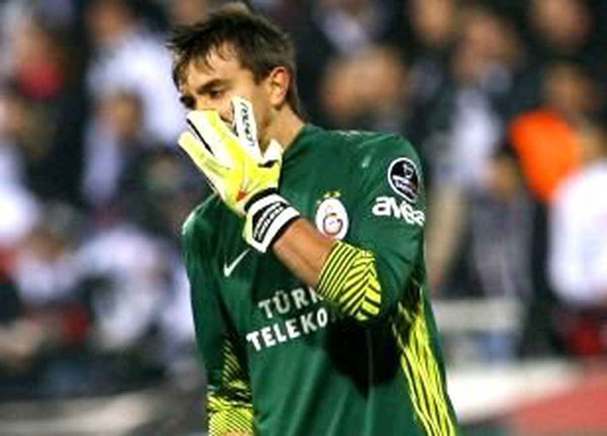 Uruguay Basınından Flaş Muslera İddiası!