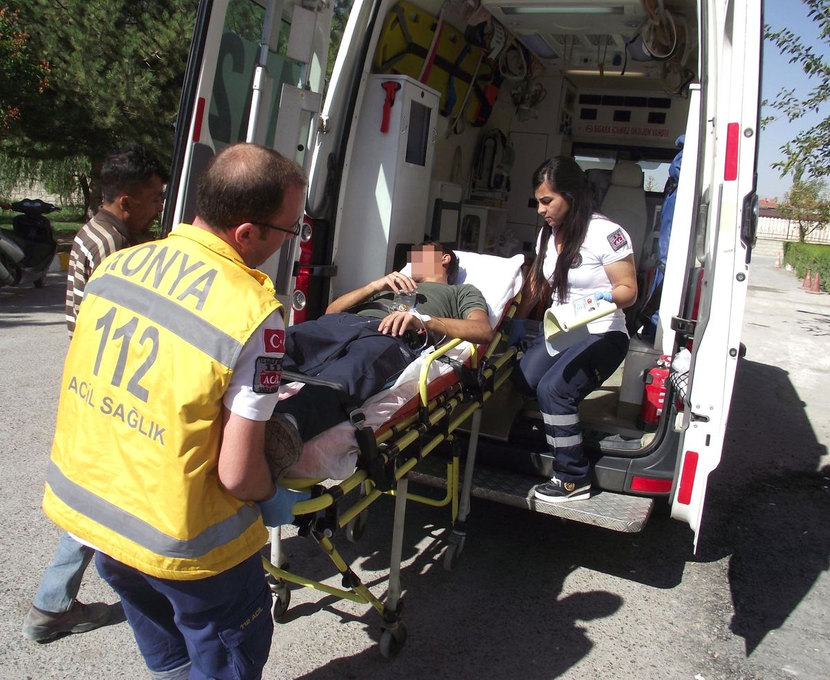 Kafasına 2.5 Litrelik Su Şişesi DÜştü
