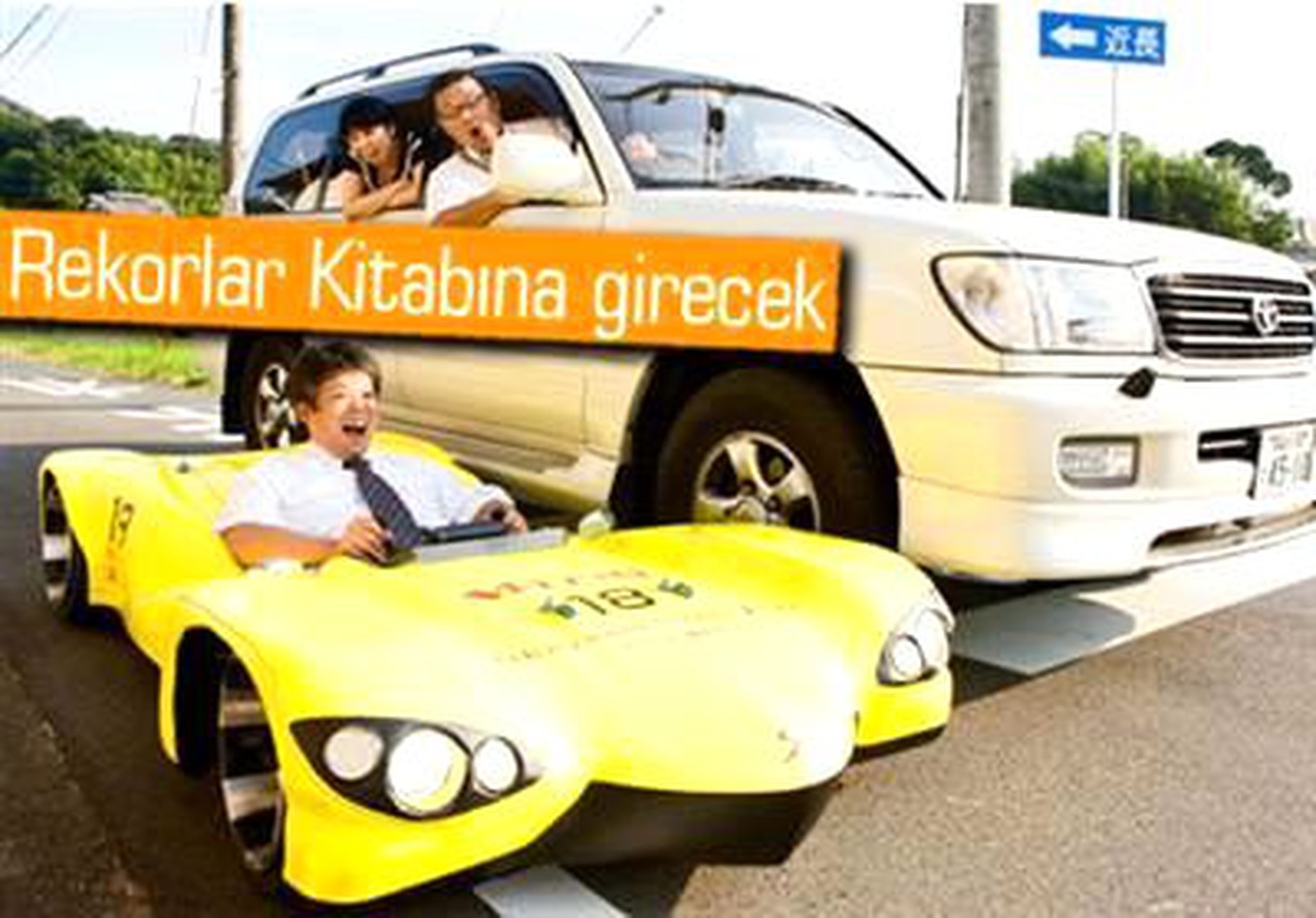 45 Cm\'lik Dünyanın En Küçük Otomobili