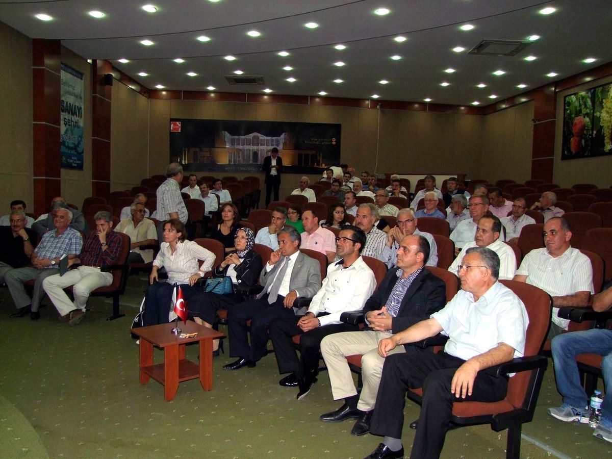 Ak Partili Yurttaş, İşadamlarının Konuğu Oldu