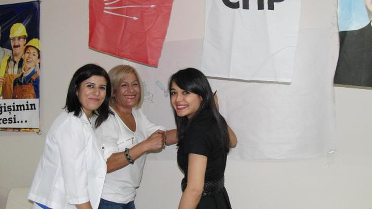 CHP\'li Kadınlar Önce Psikodrama Eğitimi Alacak Sonra Sahaya Çıkacak