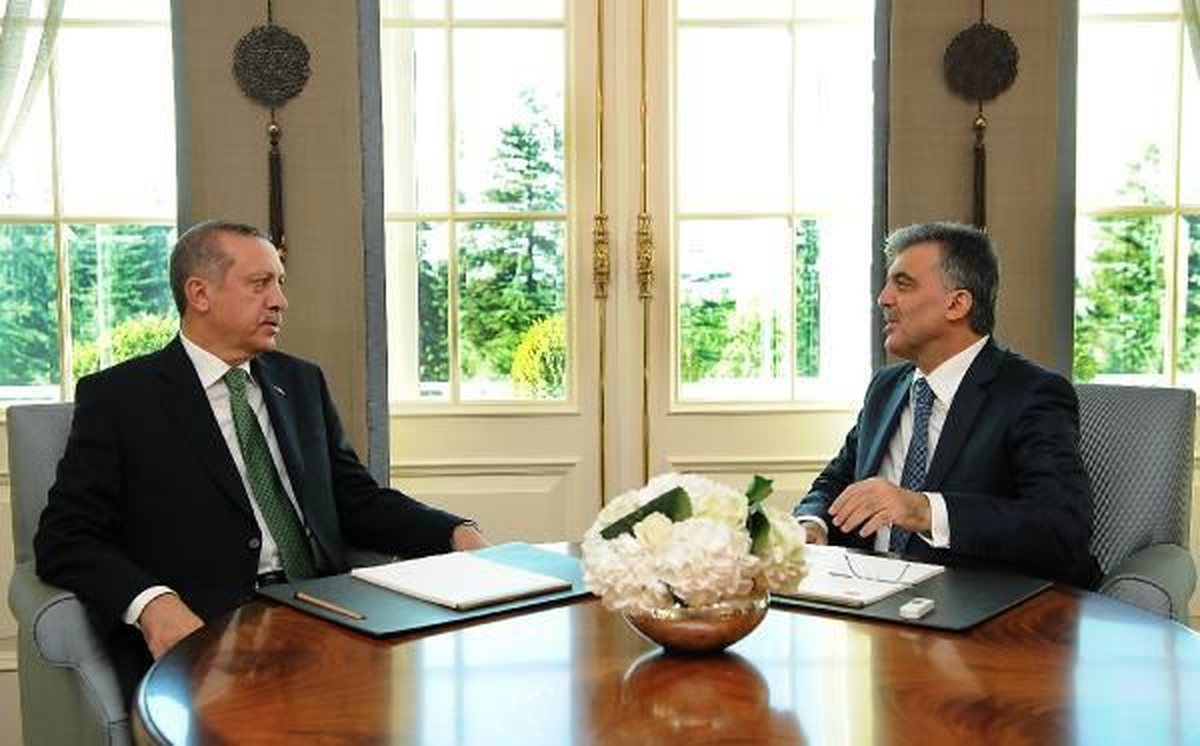 Cumhurbaşkanı Abdullah Gül, Başbakan Erdoğan\'ı Kabul Etti