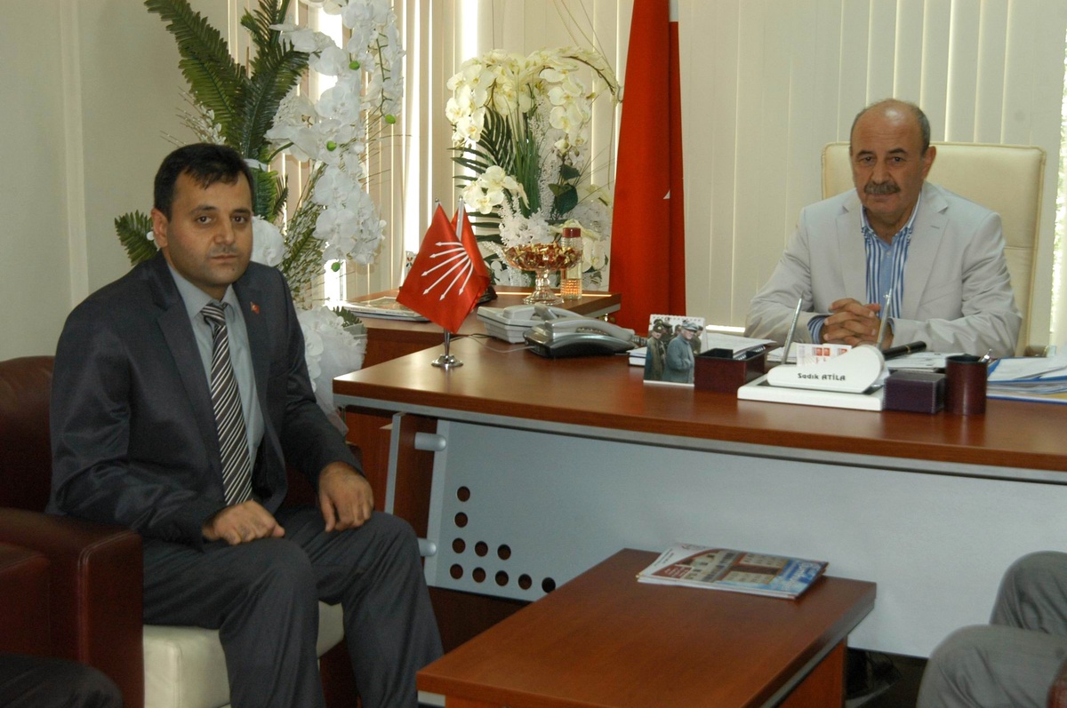 Cumhuriyet Halk Partisi\'ne Ziyaretler Sürüyor