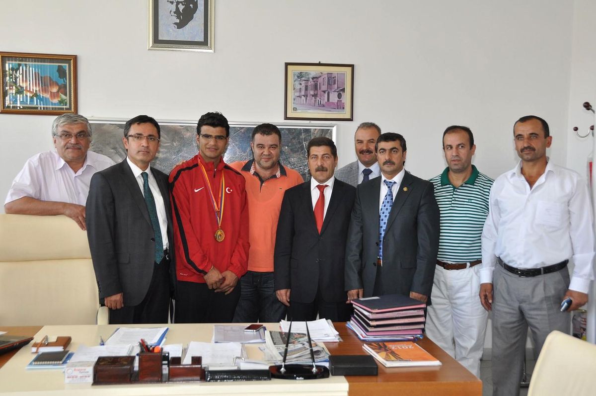 Dünya Şampiyonu Altınla Ödüllendirildi