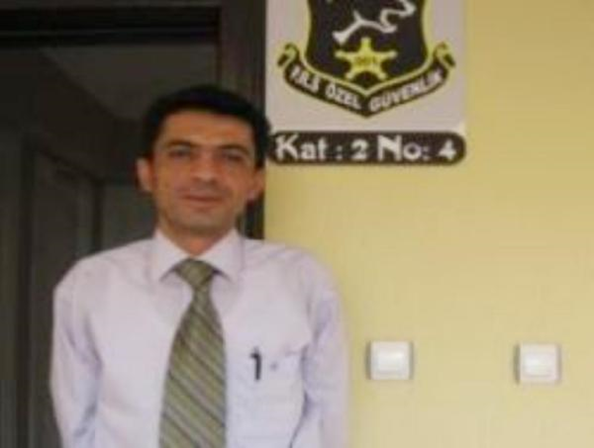 Güvenlik Şirketi Sahibi Emekli Astsubay Bıçaklanarak Öldürüldü