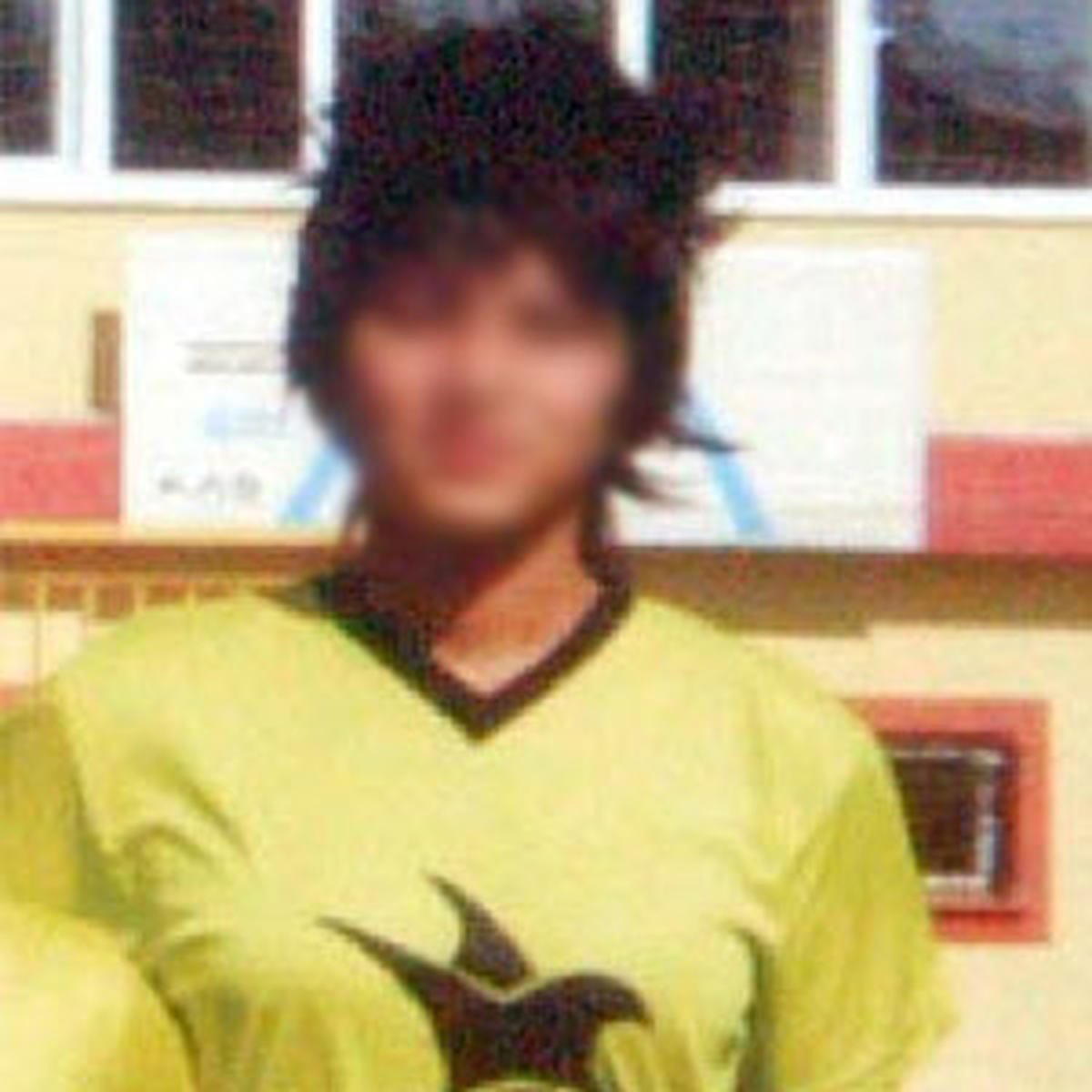 Futbolcu Kız, Fuhuş Batağına Sürüklendi