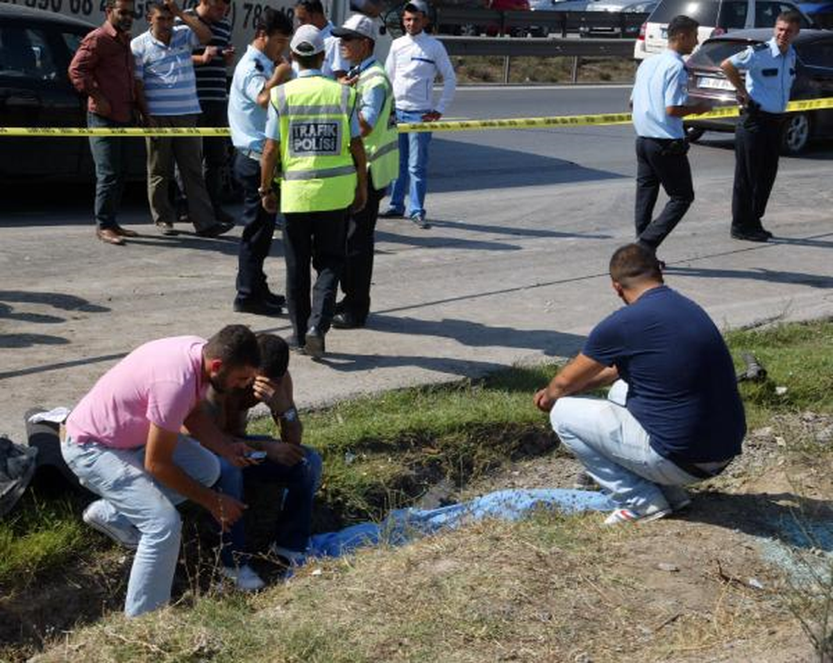 Maltepe\'de Feci Kaza: 1 Ölü, 2 Yaralı