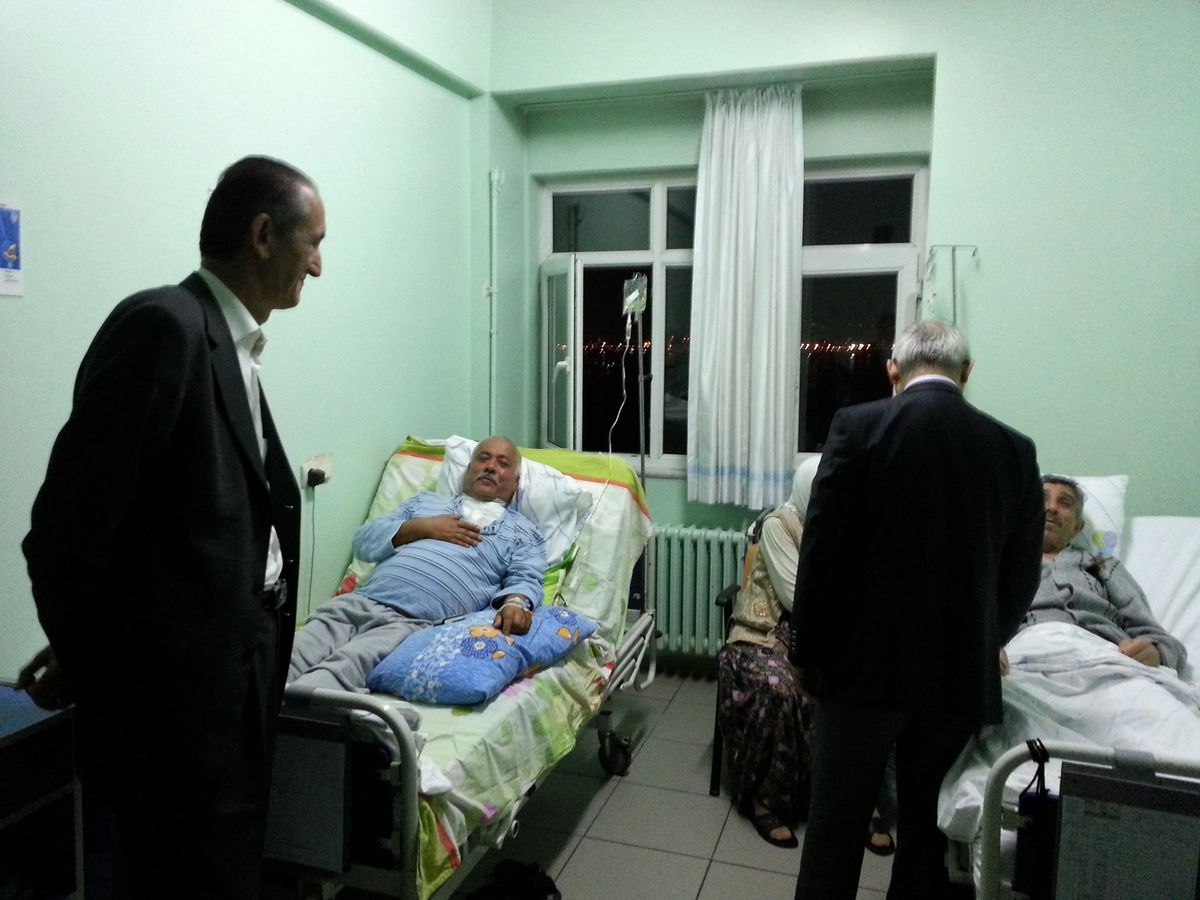 Milletvekili Candan\'dan Yazıcıoğlu ve Hastalara Ziyaret
