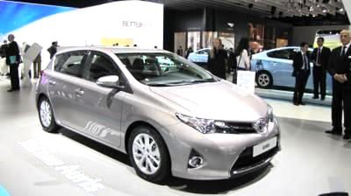 Paris Ootomobil Fuarı\'ndan: Toyota\'nın C Segmenti Atağı!