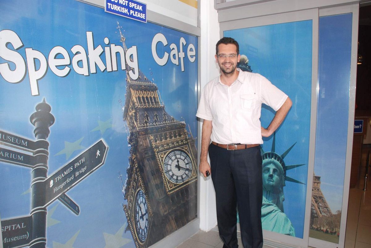 Speakıng Cafe, Öğrencilerin Staj Yeri Oldu