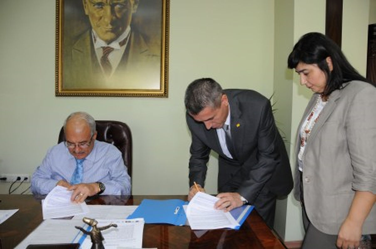 Tarsus Belediyesi, Vakıf Bankası İle Promosyon Anlaşması Yaptı