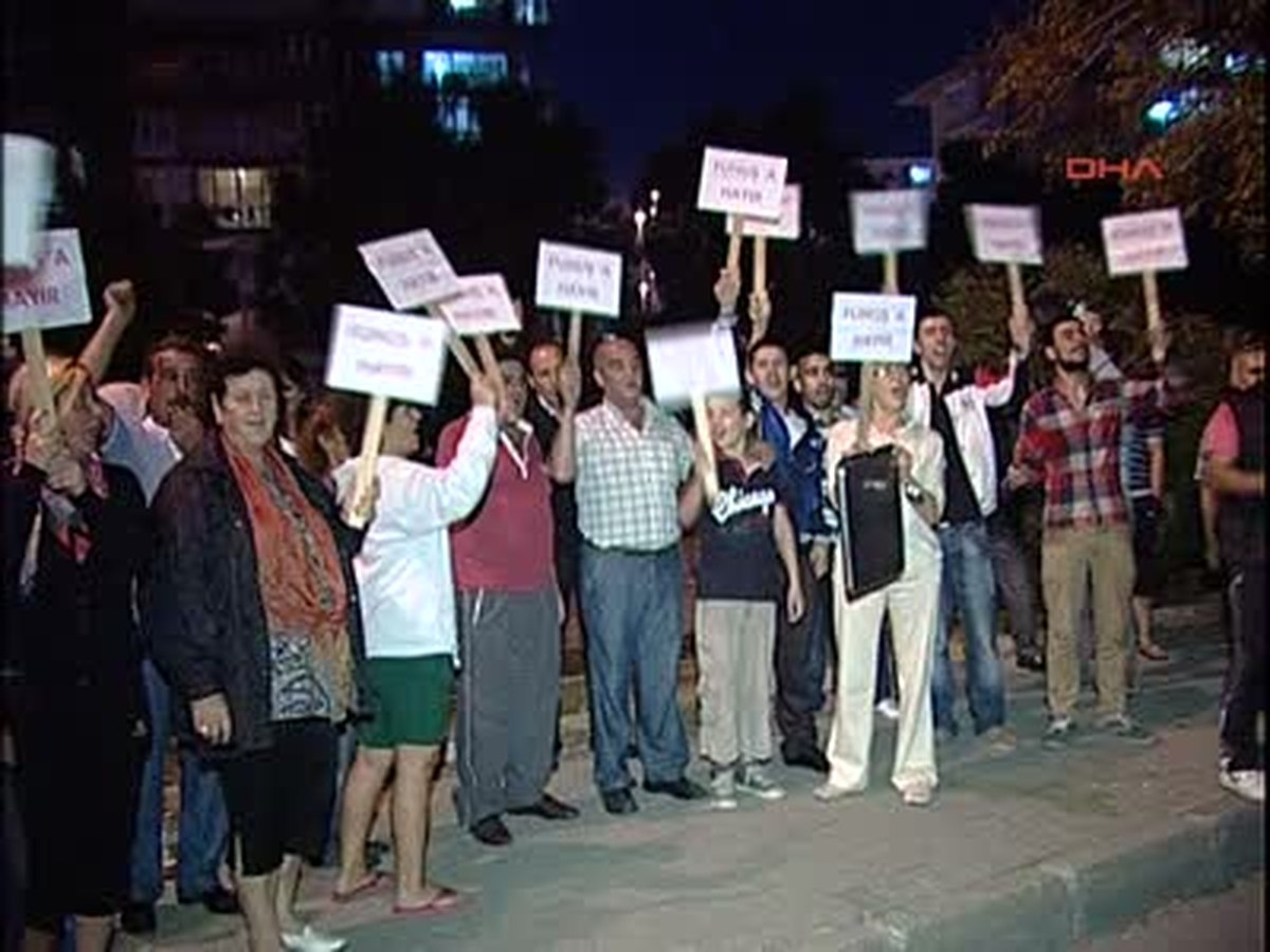Tencere Tavalı Fuhuş Protestosu