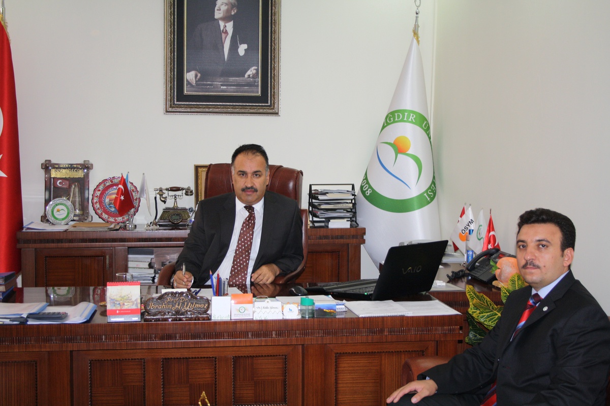 Türk Hacıların Gıda Güvenliği ve Hijyeni Iğdır Üniversitesi\'ne Emanet