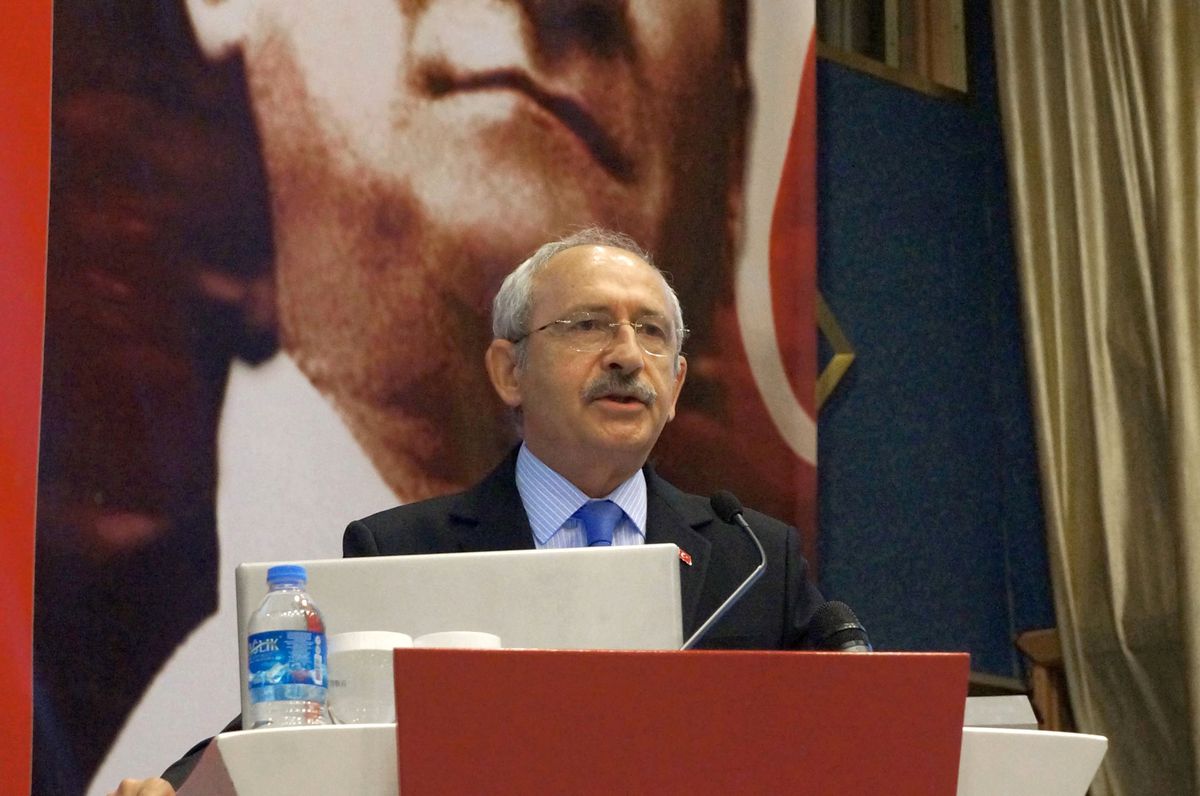 "Ülke Çıkarını Korumayana \'Hain\' Denir"