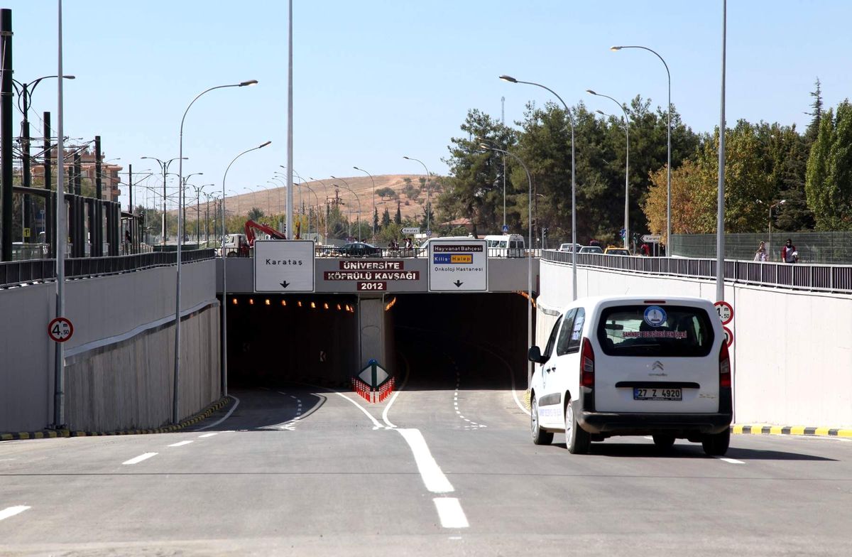 Üniversite Köprülü Kavşağı Trafiği Rahatlattı