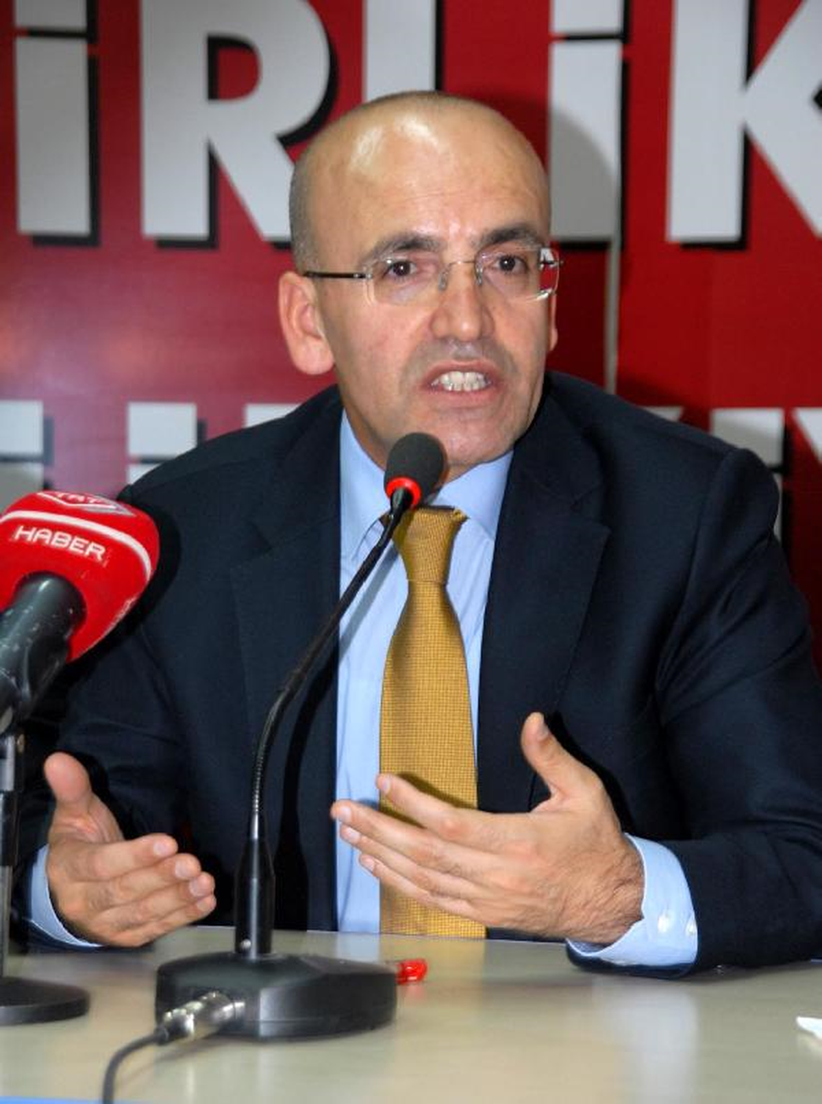 Bakan Şimşek: Türkiye Bir Başarı Hikayesidir