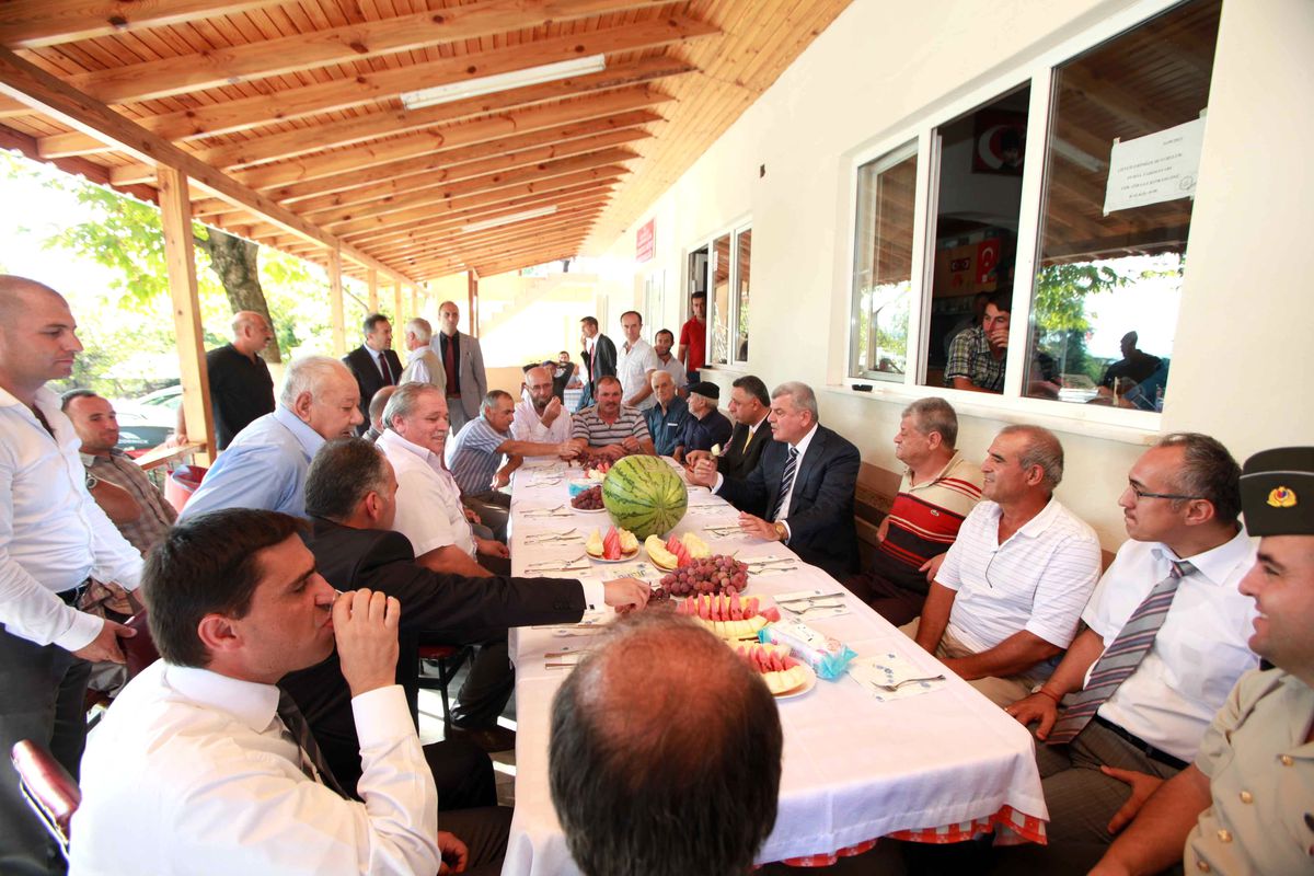 Başkan Karaosmanoğlu İnebeyli Köyünü Ziyaret Etti