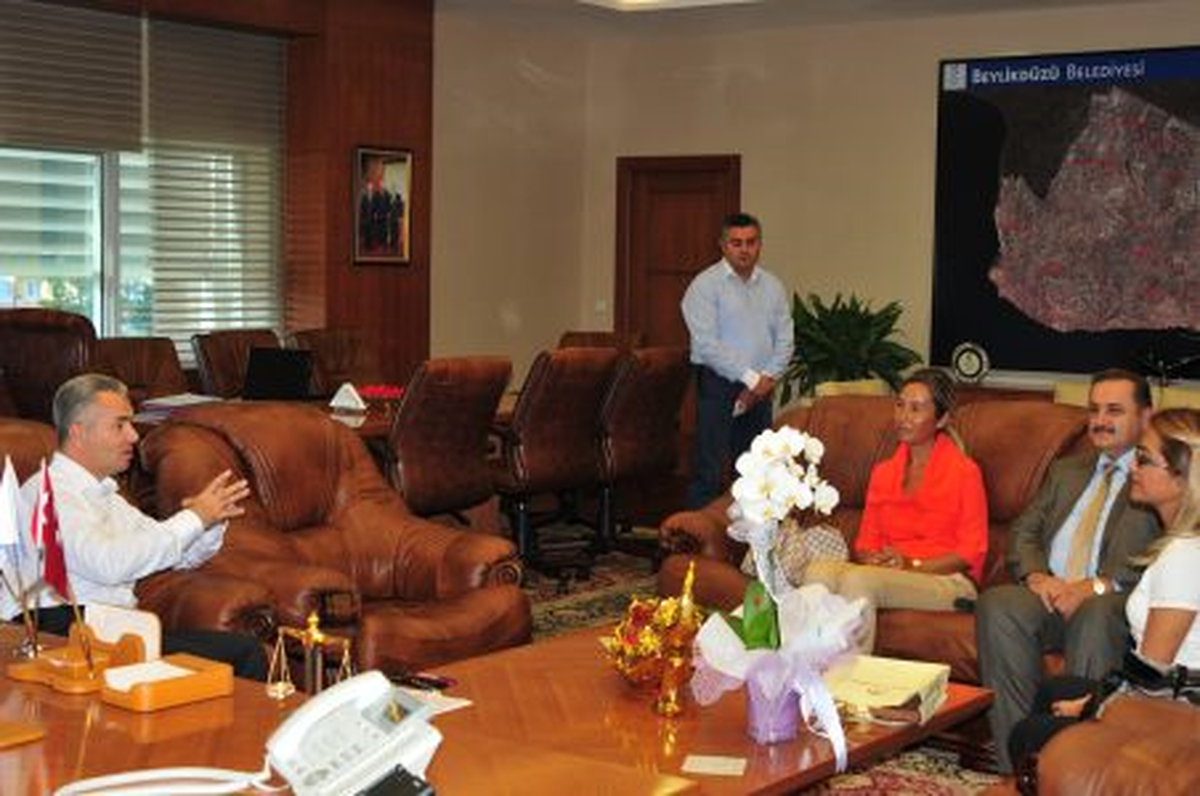 Başkan Uzun\'dan Eğitime İstikrarlı Destek
