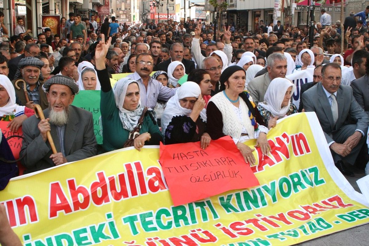 BDP\'den Tecrit Yürüyüşü
