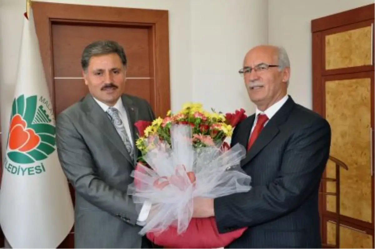 Belediye Başkanı Ahmet Çakır\'a Ziyaret