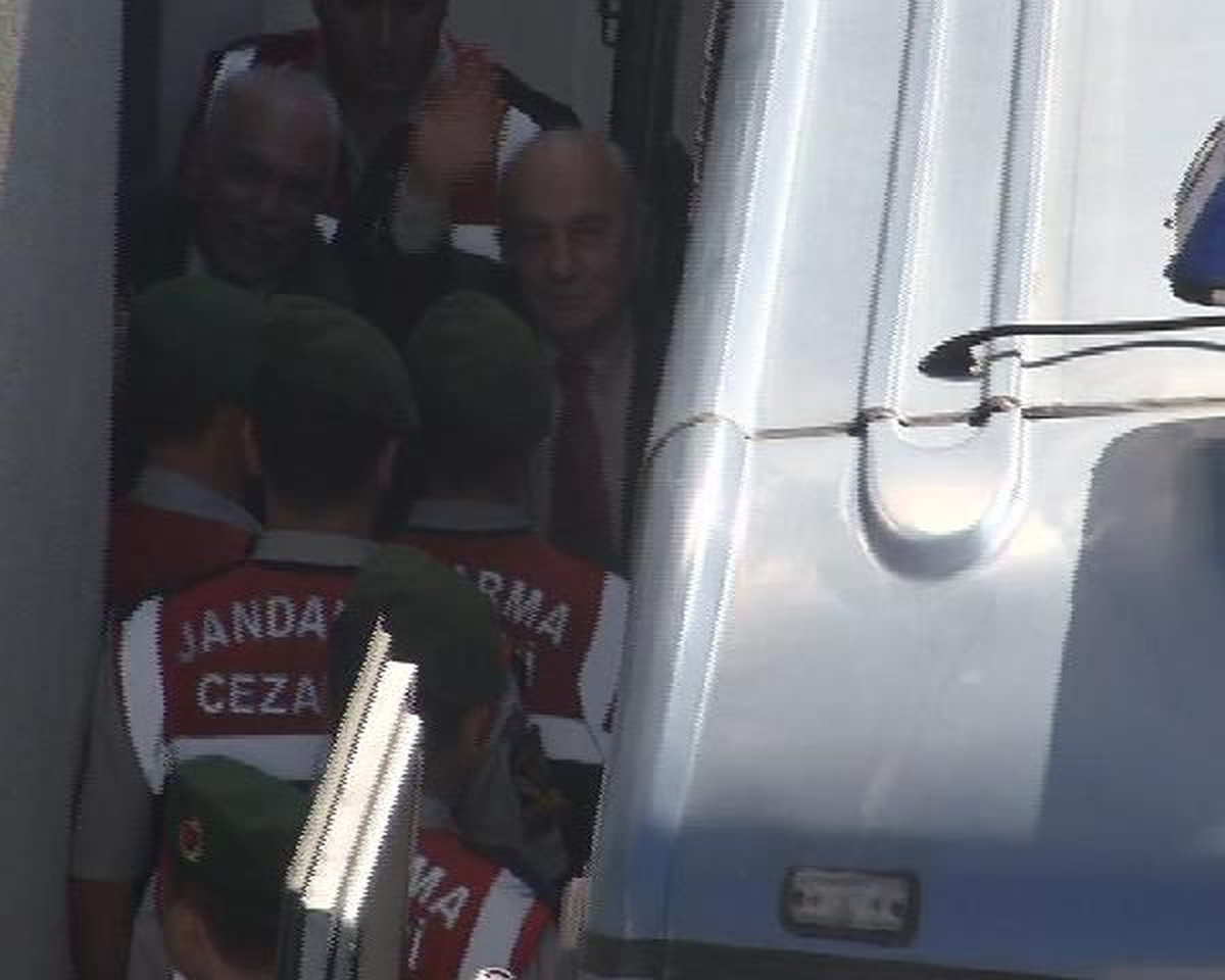 Çetin Doğan ve Doğu Perinçek Adliyede
